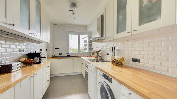 Ma-Cabane - Vente Appartement SAINT-CLOUD, 99 m²