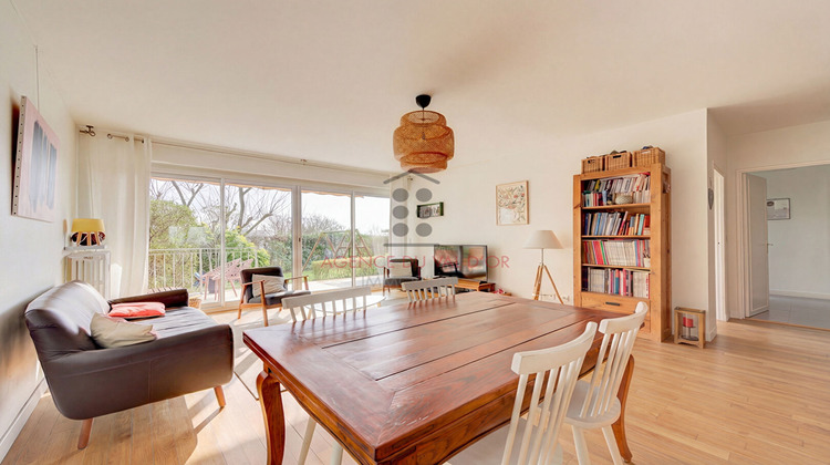 Ma-Cabane - Vente Appartement SAINT-CLOUD, 99 m²