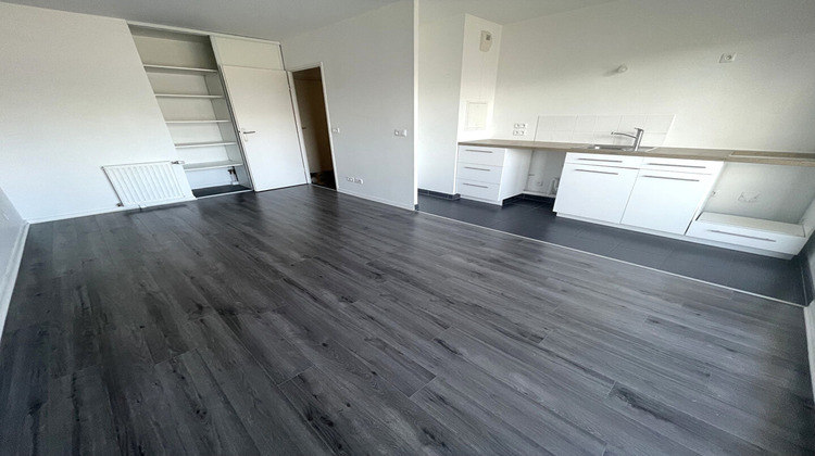 Ma-Cabane - Vente Appartement SAINT-CYR-L'ECOLE, 59 m²