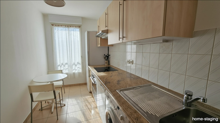 Ma-Cabane - Vente Appartement SAINT CYR L ECOLE, 64 m²
