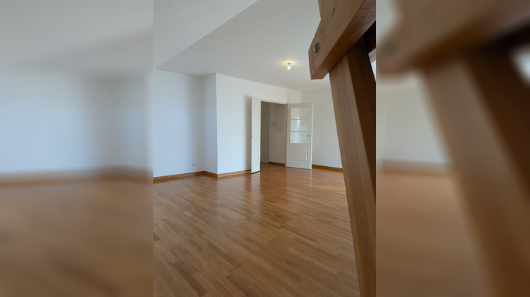 Ma-Cabane - Vente Appartement SAINT-CYR-SUR-LOIRE, 74 m²