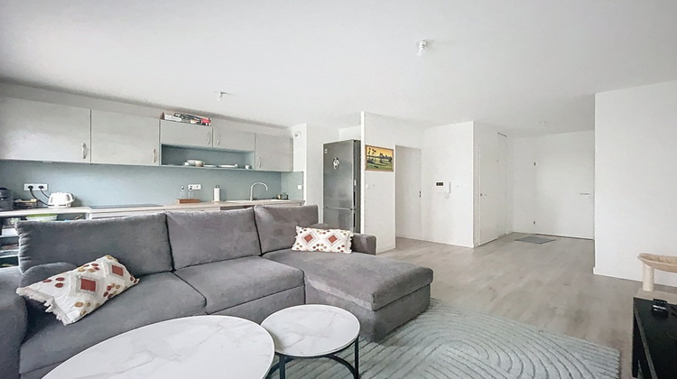 Ma-Cabane - Vente Appartement SAINT CYR SUR LOIRE, 60 m²