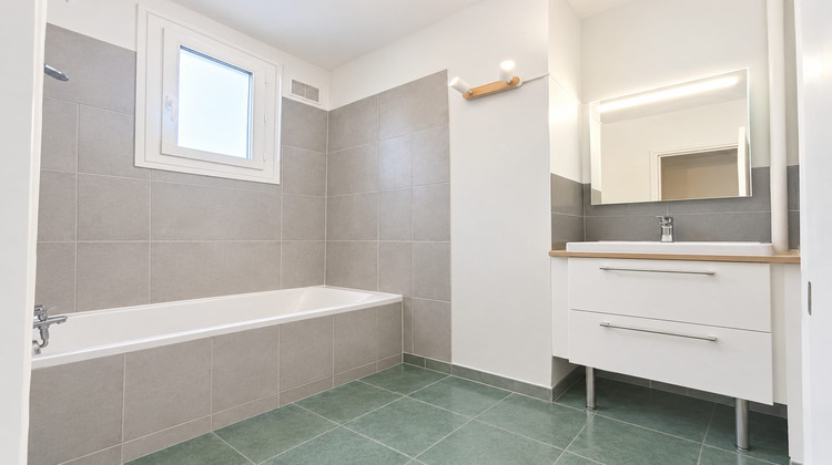Ma-Cabane - Vente Appartement Saint-Cyr-sur-Loire, 64 m²