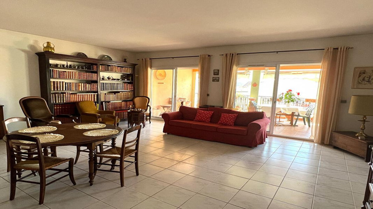 Ma-Cabane - Vente Appartement SAINT CYR SUR MER, 101 m²