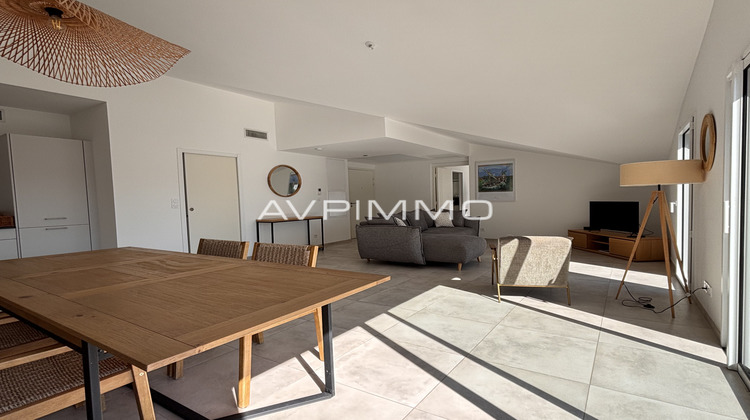 Ma-Cabane - Vente Appartement Saint-Cyr-sur-Mer, 88 m²