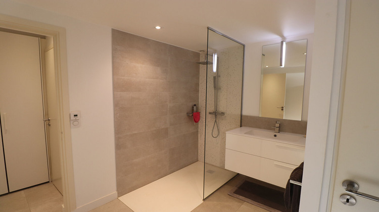 Ma-Cabane - Vente Appartement SAINT-CYR-SUR-MER, 99 m²