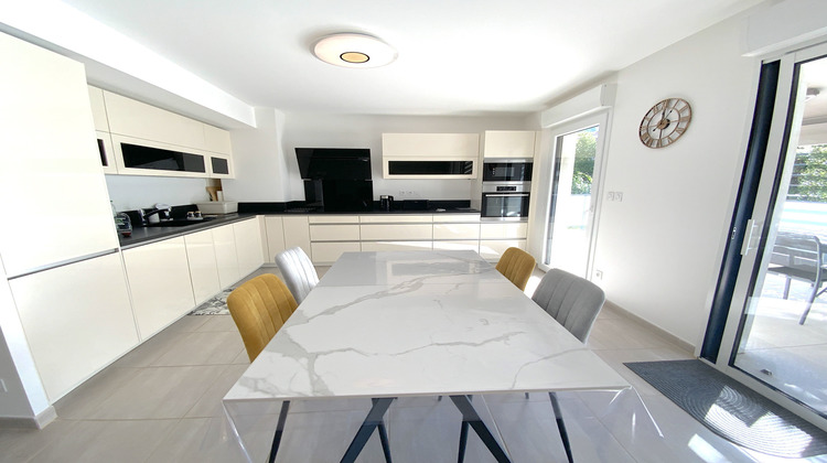 Ma-Cabane - Vente Appartement Saint-Cyr-sur-Mer, 90 m²