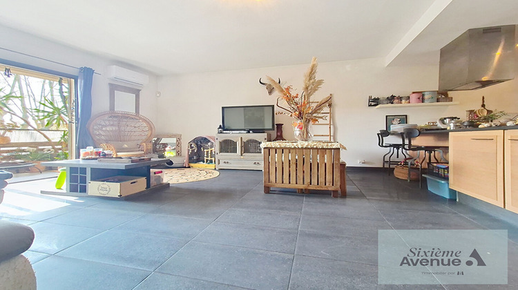 Ma-Cabane - Vente Appartement SAINT-CYR-SUR-MER, 72 m²