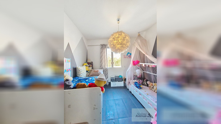 Ma-Cabane - Vente Appartement SAINT-CYR-SUR-MER, 72 m²