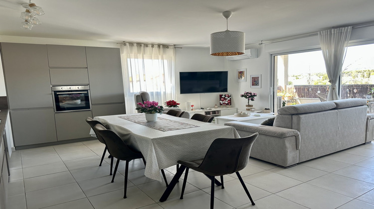 Ma-Cabane - Vente Appartement Saint-Cyr-sur-Mer, 71 m²