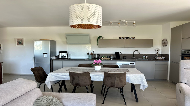 Ma-Cabane - Vente Appartement Saint-Cyr-sur-Mer, 71 m²