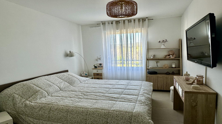 Ma-Cabane - Vente Appartement Saint-Cyr-sur-Mer, 71 m²