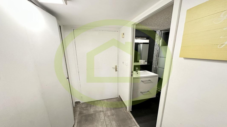 Ma-Cabane - Vente Appartement SAINT CYR SUR MER, 40 m²