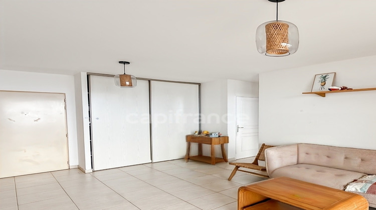 Ma-Cabane - Vente Appartement SAINT DENIS, 65 m²