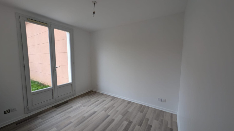 Ma-Cabane - Vente Appartement Saint-Denis-les-Bourg, 48 m²