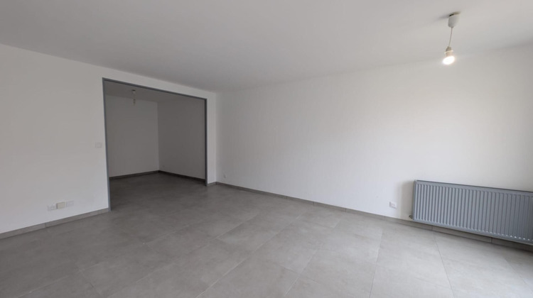 Ma-Cabane - Vente Appartement Saint-Denis-les-Bourg, 48 m²