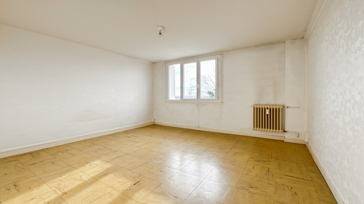 Ma-Cabane - Vente Appartement Saint-Didier-de-Formans, 26 m²