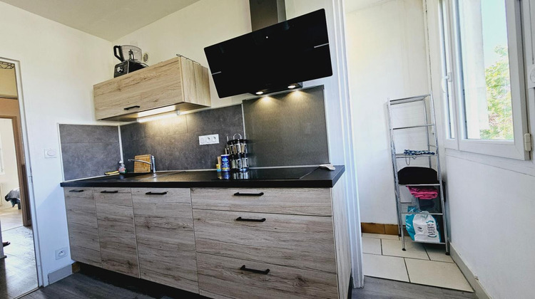 Ma-Cabane - Vente Appartement SAINT DOULCHARD, 87 m²