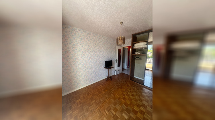 Ma-Cabane - Vente Appartement SAINT EGREVE, 64 m²