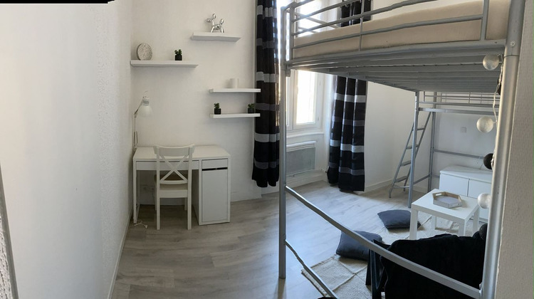 Ma-Cabane - Vente Appartement SAINT ETIENNE, 40 m²
