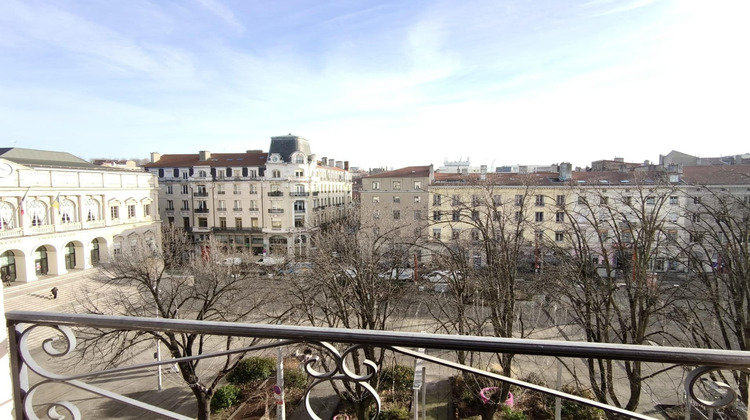Ma-Cabane - Vente Appartement Saint-Etienne, 200 m²