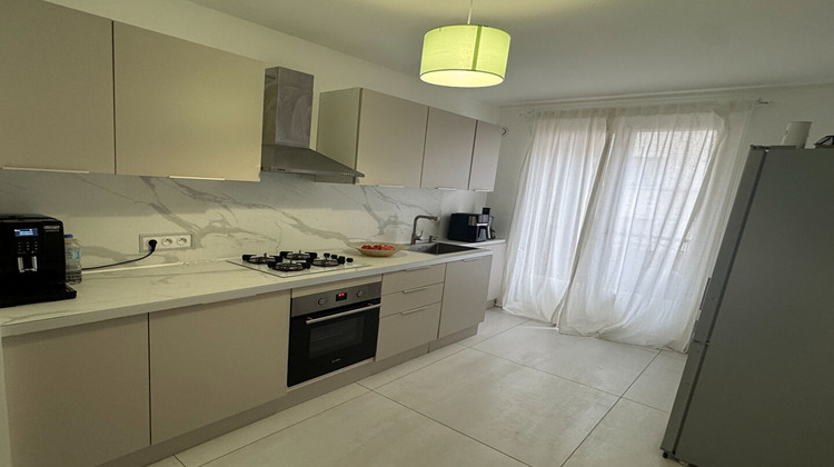 Ma-Cabane - Vente Appartement SAINT-ETIENNE, 84 m²