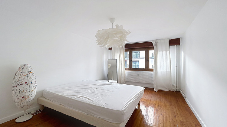 Ma-Cabane - Vente Appartement SAINT-ETIENNE, 54 m²