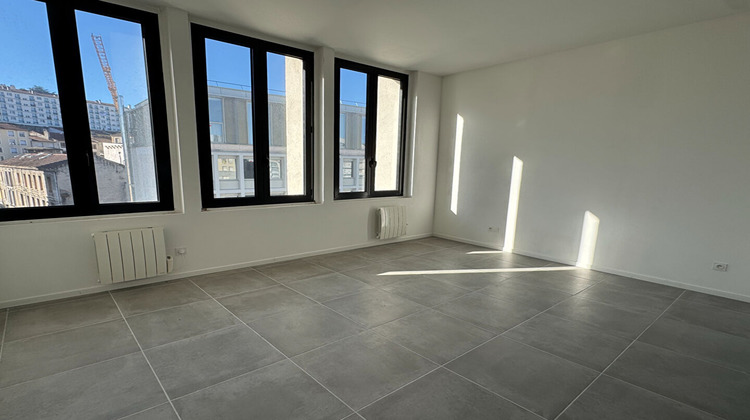 Ma-Cabane - Vente Appartement SAINT-ETIENNE, 32 m²