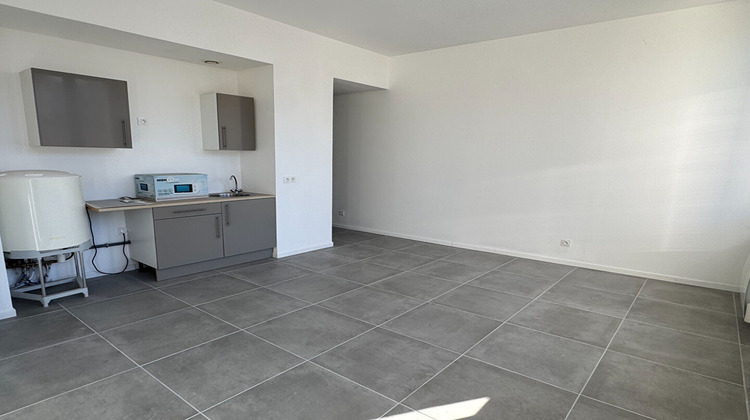 Ma-Cabane - Vente Appartement SAINT-ETIENNE, 32 m²