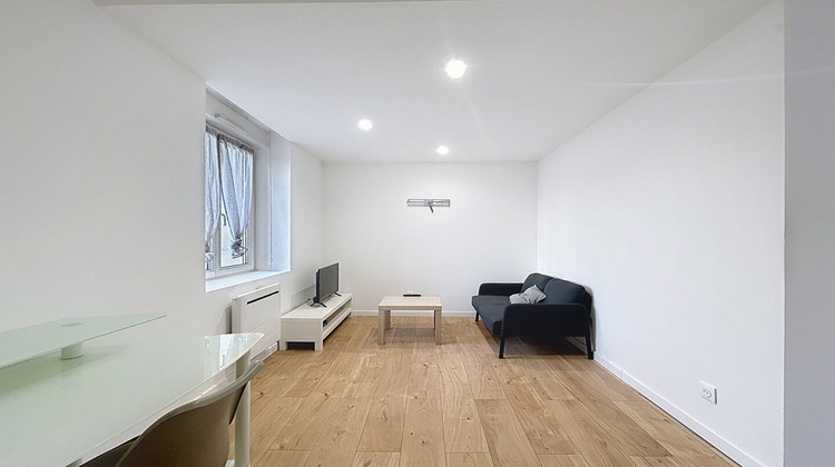 Ma-Cabane - Vente Appartement SAINT-ETIENNE, 30 m²