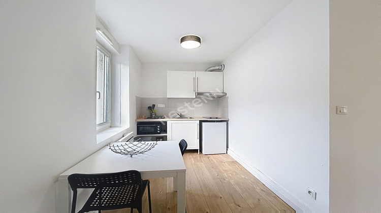 Ma-Cabane - Vente Appartement SAINT-ETIENNE, 30 m²