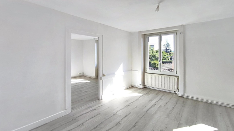 Ma-Cabane - Vente Appartement Saint-Etienne, 61 m²
