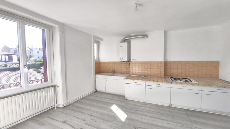 Ma-Cabane - Vente Appartement Saint-Etienne, 61 m²
