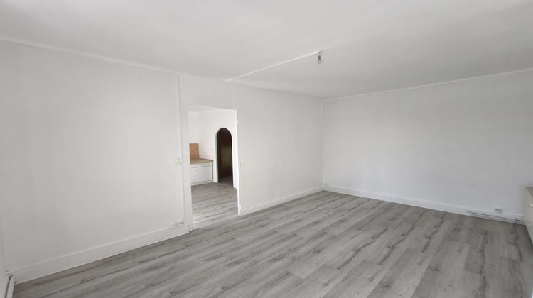 Ma-Cabane - Vente Appartement Saint-Etienne, 61 m²
