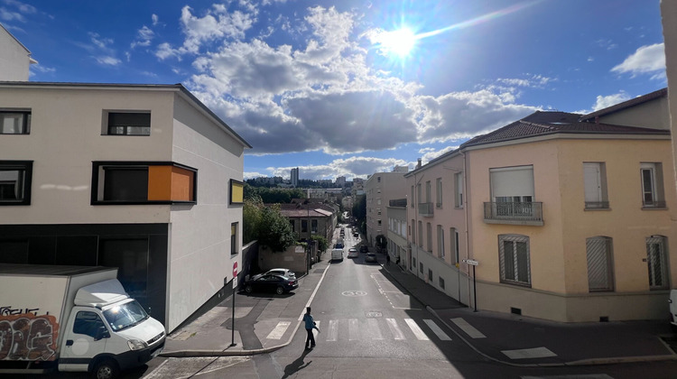 Ma-Cabane - Vente Appartement SAINT-ETIENNE, 45 m²