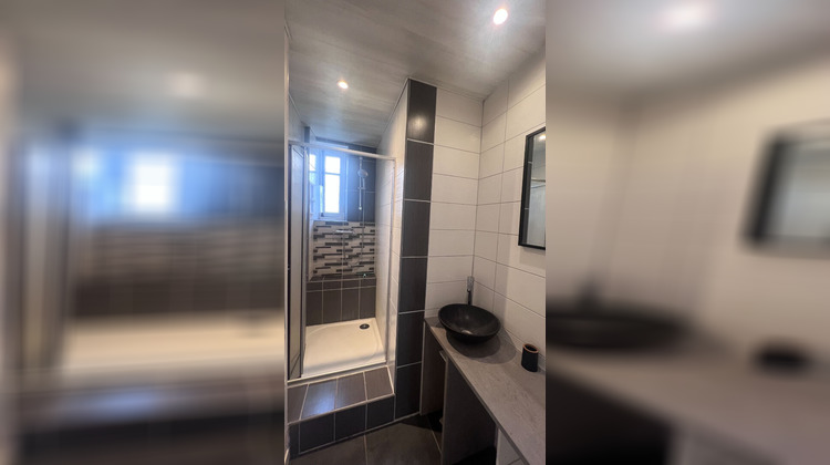 Ma-Cabane - Vente Appartement SAINT-ETIENNE, 45 m²