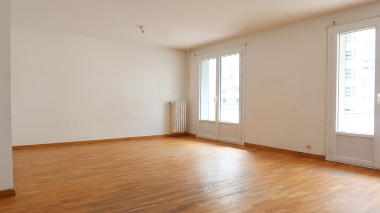 Ma-Cabane - Vente Appartement SAINT ETIENNE, 65 m²