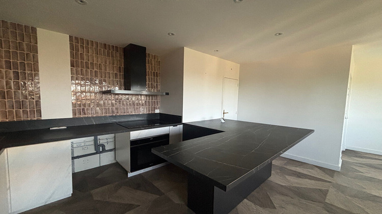 Ma-Cabane - Vente Appartement SAINT-ETIENNE, 57 m²