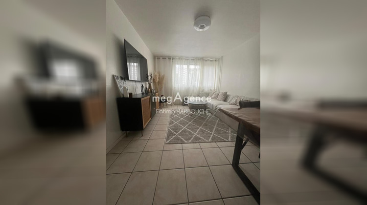 Ma-Cabane - Vente Appartement SAINT ETIENNE, 67 m²