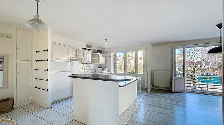 Ma-Cabane - Vente Appartement SAINT-ETIENNE, 42 m²