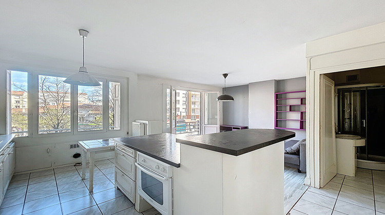 Ma-Cabane - Vente Appartement SAINT-ETIENNE, 42 m²
