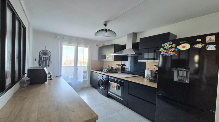Ma-Cabane - Vente Appartement SAINT ETIENNE, 55 m²