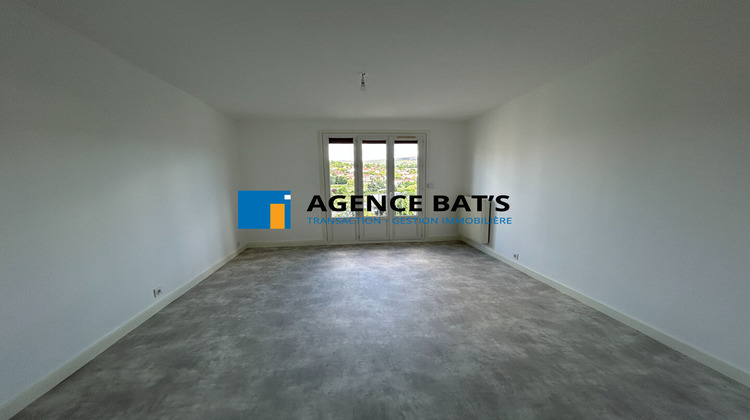 Ma-Cabane - Vente Appartement SAINT-ETIENNE, 55 m²