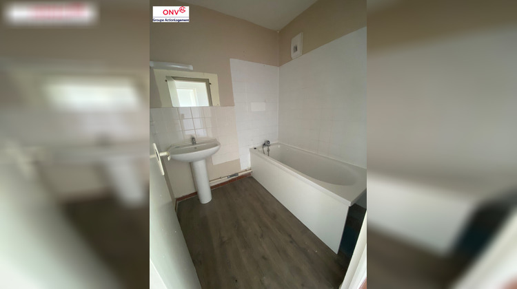 Ma-Cabane - Vente Appartement SAINT-ETIENNE-DE-SAINT-GEOIRS, 84 m²