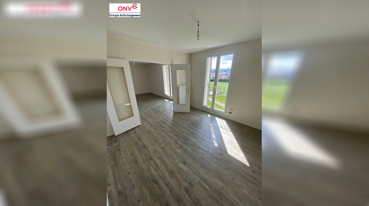 Ma-Cabane - Vente Appartement SAINT-ETIENNE-DE-SAINT-GEOIRS, 93 m²