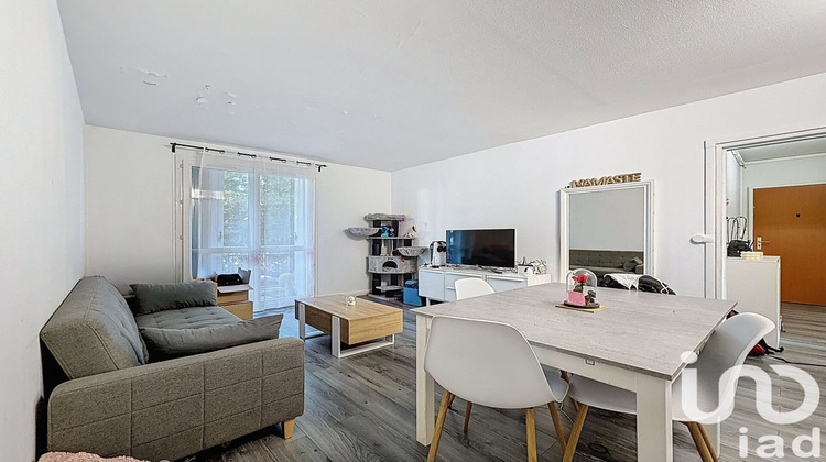 Ma-Cabane - Vente Appartement Saint-Fargeau-Ponthierry, 48 m²