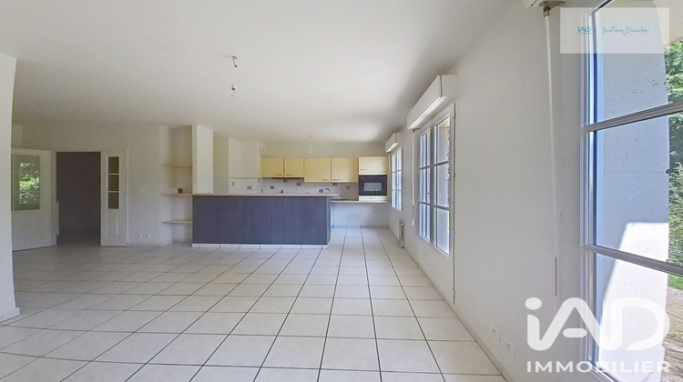 Ma-Cabane - Vente Appartement Saint-Fargeau-Ponthierry, 65 m²