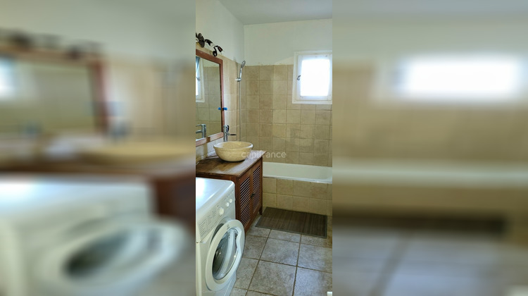 Ma-Cabane - Vente Appartement SAINT FLORENT, 60 m²