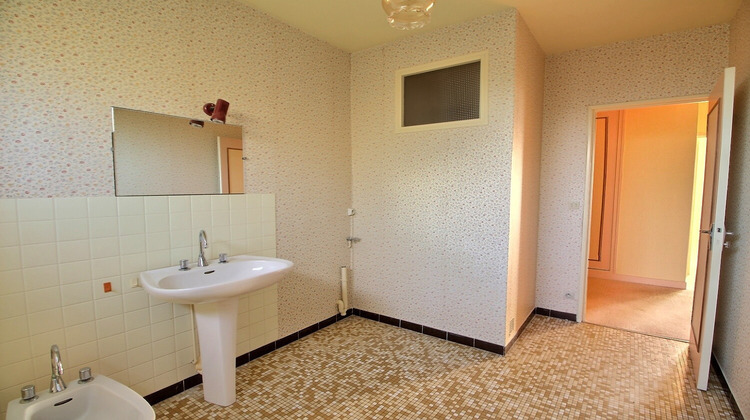 Ma-Cabane - Vente Appartement SAINT-FLORENTIN, 84 m²