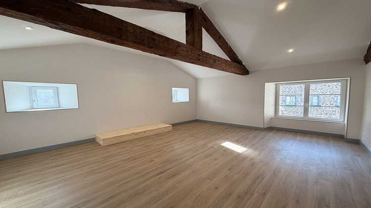 Ma-Cabane - Vente Appartement SAINT-FLOUR, 74 m²